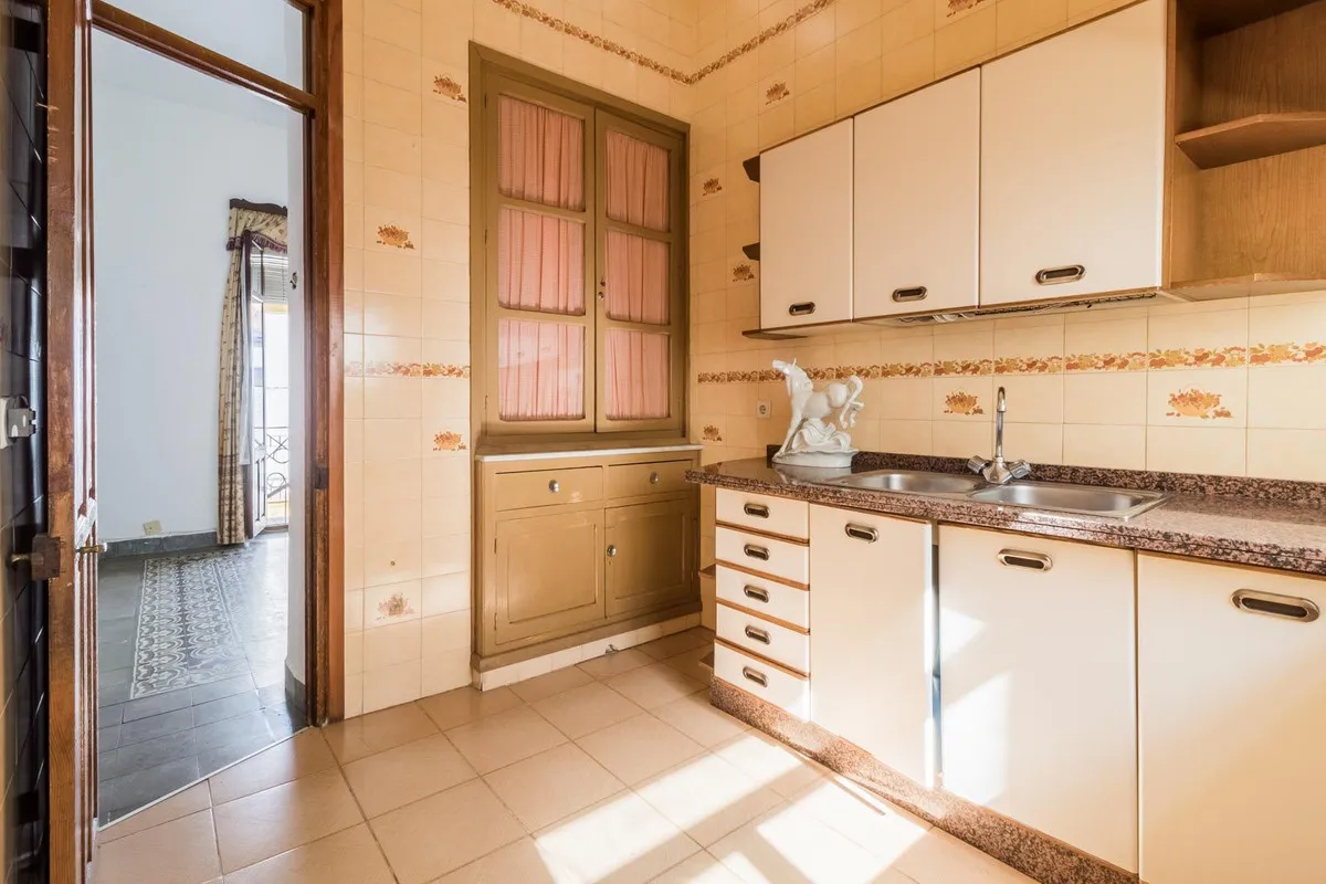 11e4bb16-6199-4844-8fd8-f26abf8b4750