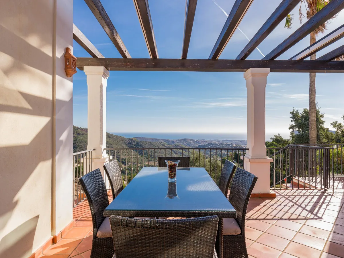 1329260d-390b-45b8-80b4-29d9dd7a4503