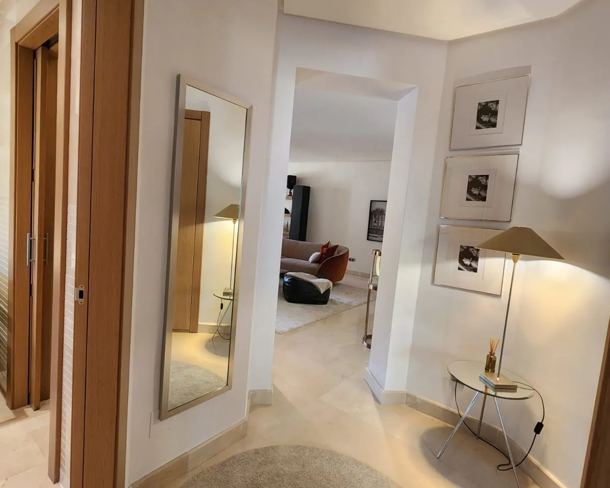 2e9fce74-b32b-4dac-9922-6793206c6a27