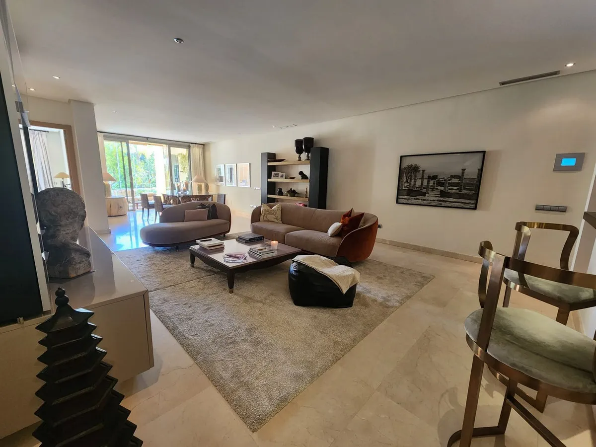 8560286d-cfa8-4c96-8be8-0ab555199d16