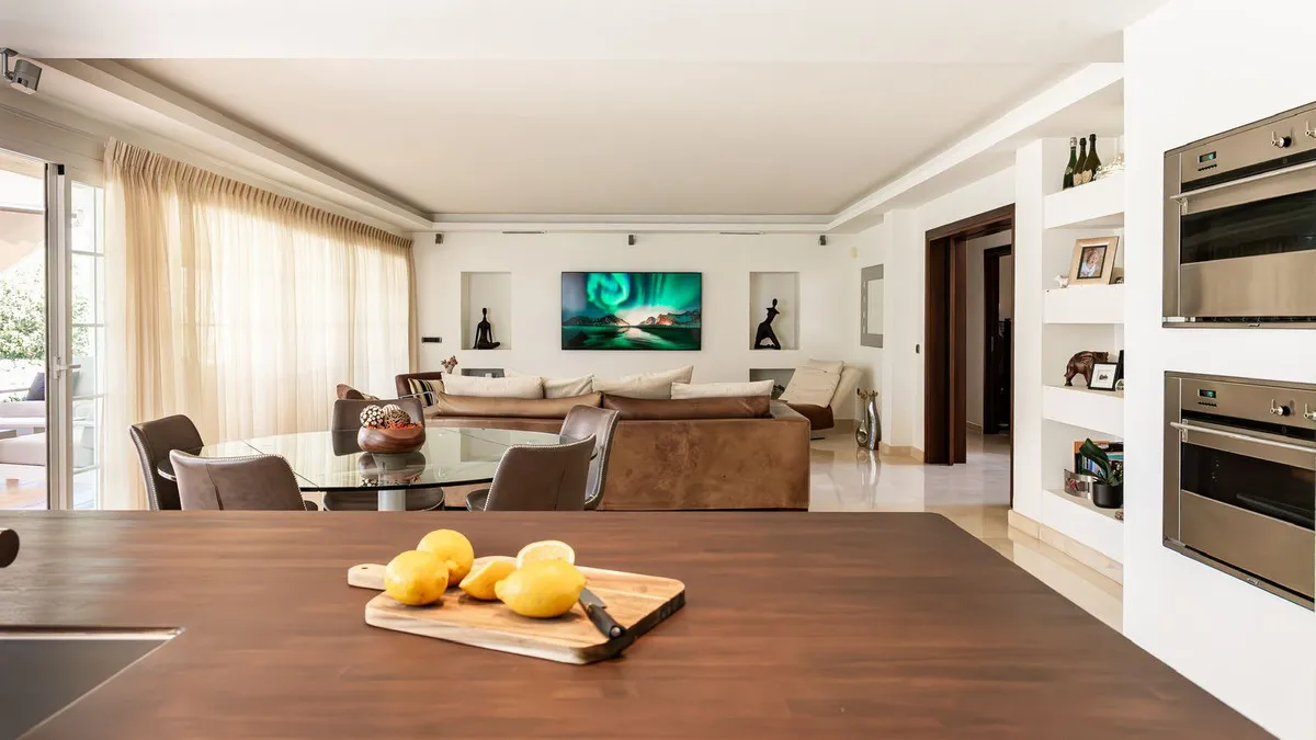 0c1e402b-80ca-4b0d-b5d3-2b6e6c0302dd