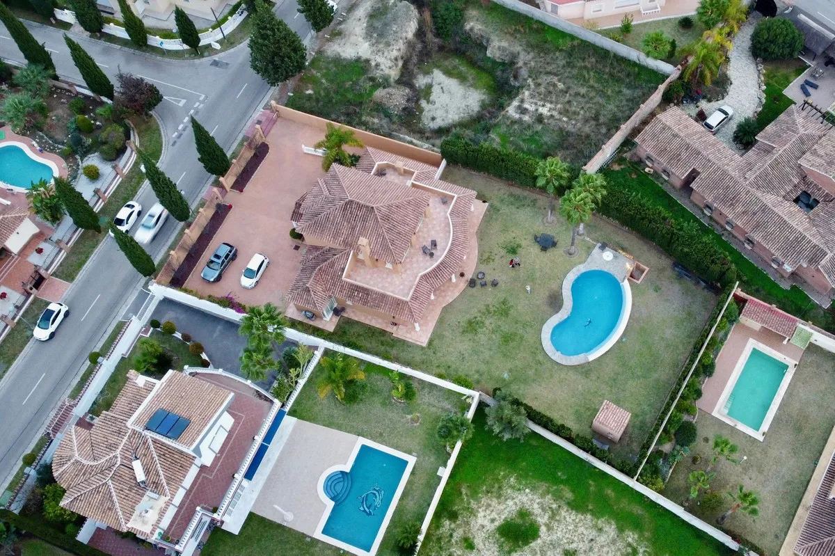 5a4f058b-b2a9-4bbe-b921-4ddd1c42b29a