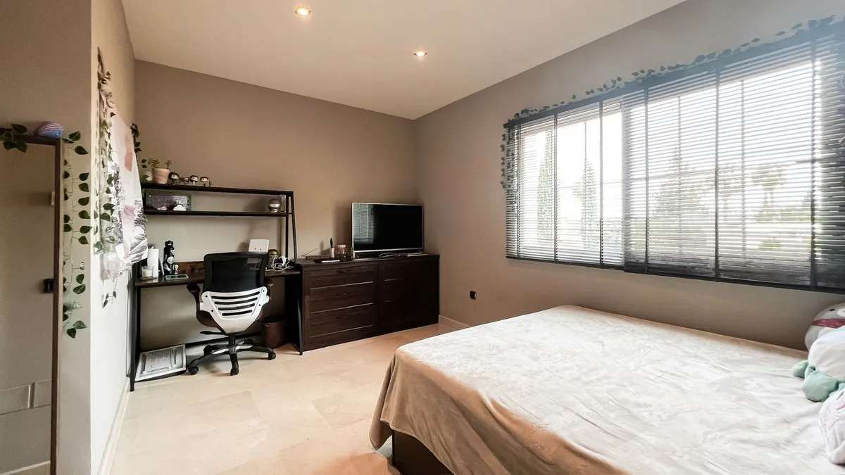 9bb59cbf-4037-420f-b954-4e3634b0176f