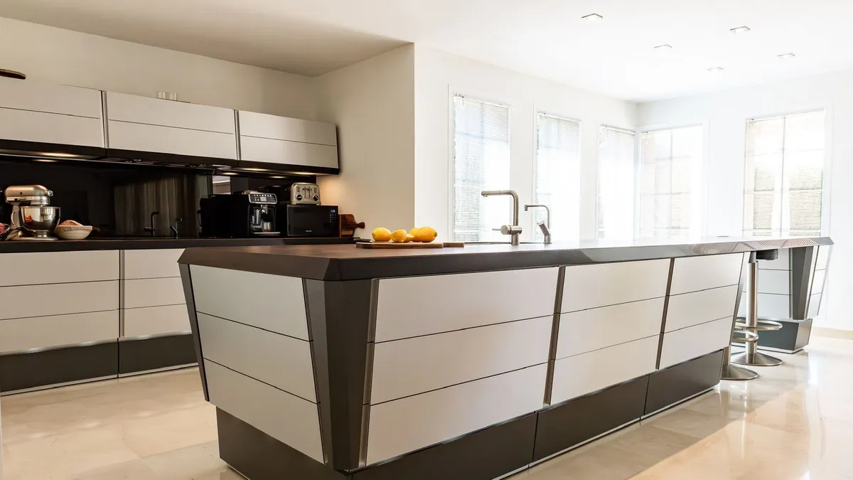 9f83df2c-6025-4997-90bc-771f973421ec