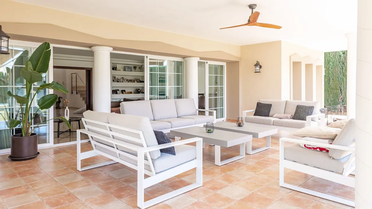 d6025651-f988-4e02-afab-e9601a04961d