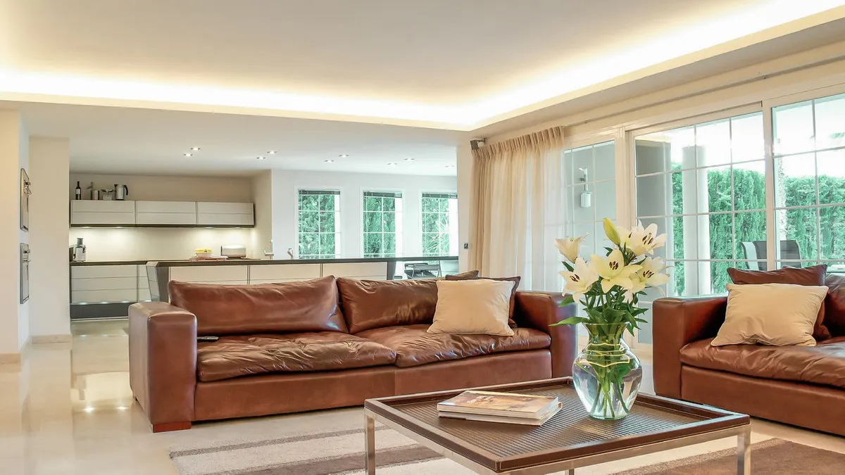 da9d014e-0912-4185-9035-c1eab2078b96