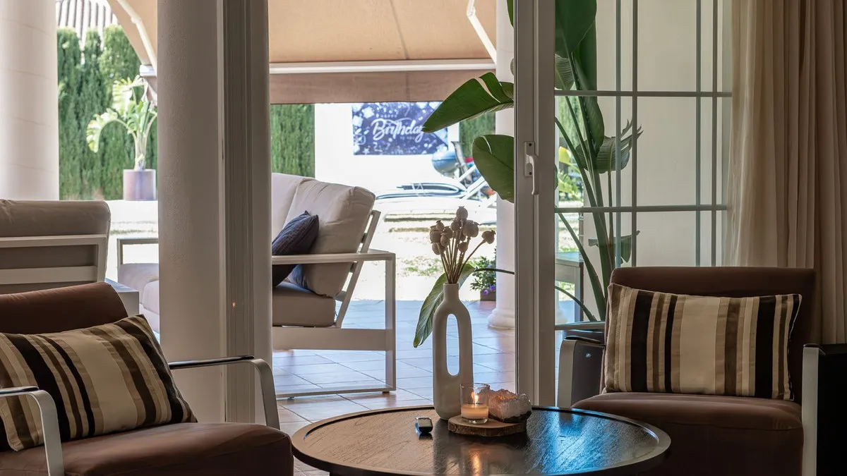 e5eab3fe-1c43-4fe1-ad12-ece908a3d00c