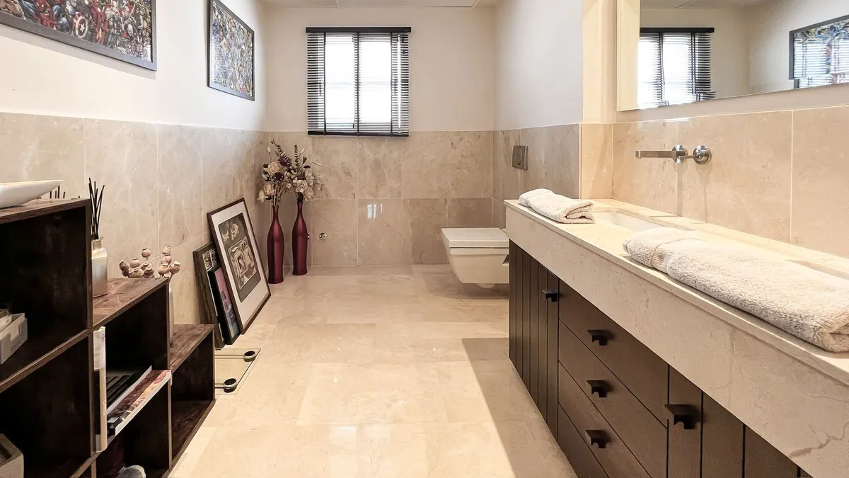 fecf7db7-453b-4fa6-a5ad-495332f40f26