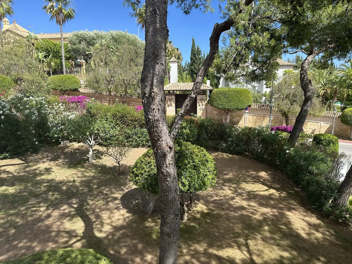 34c88564-a9d7-402c-9d51-817c0ddb9d04