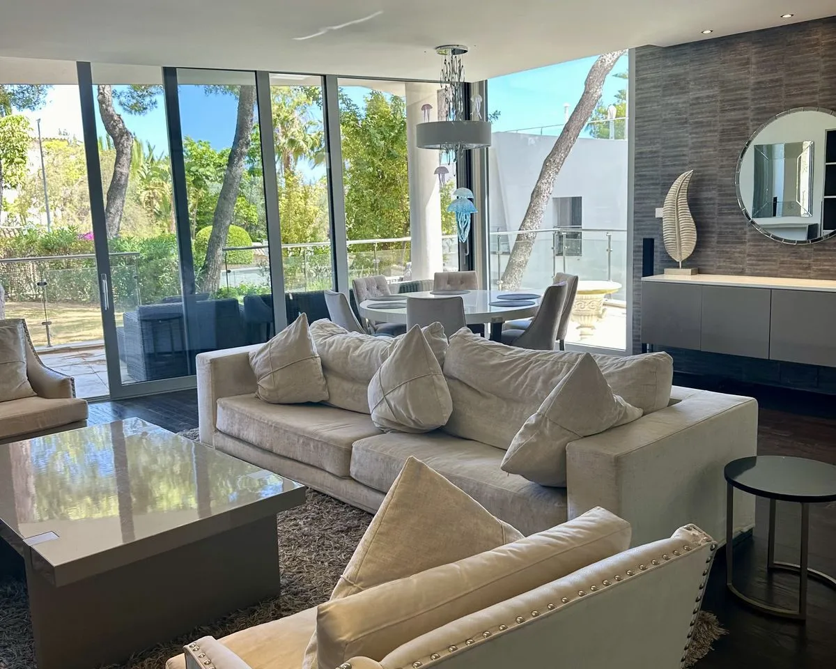 364953e1-3272-42ed-aa41-8b8873be8b6d