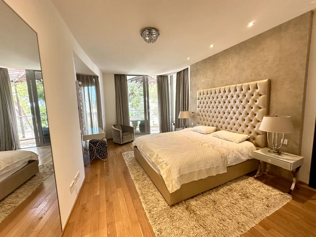 747e2724-ba82-4861-b6ab-9d36af23f396