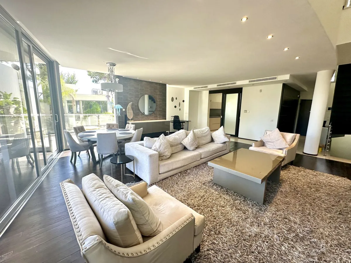 a3d3a986-397b-4a1c-9d2c-1330b27b9620