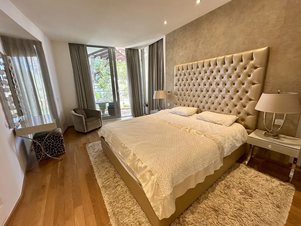 b8b4b860-ce04-4cea-a0c0-f8aa55e33e6d