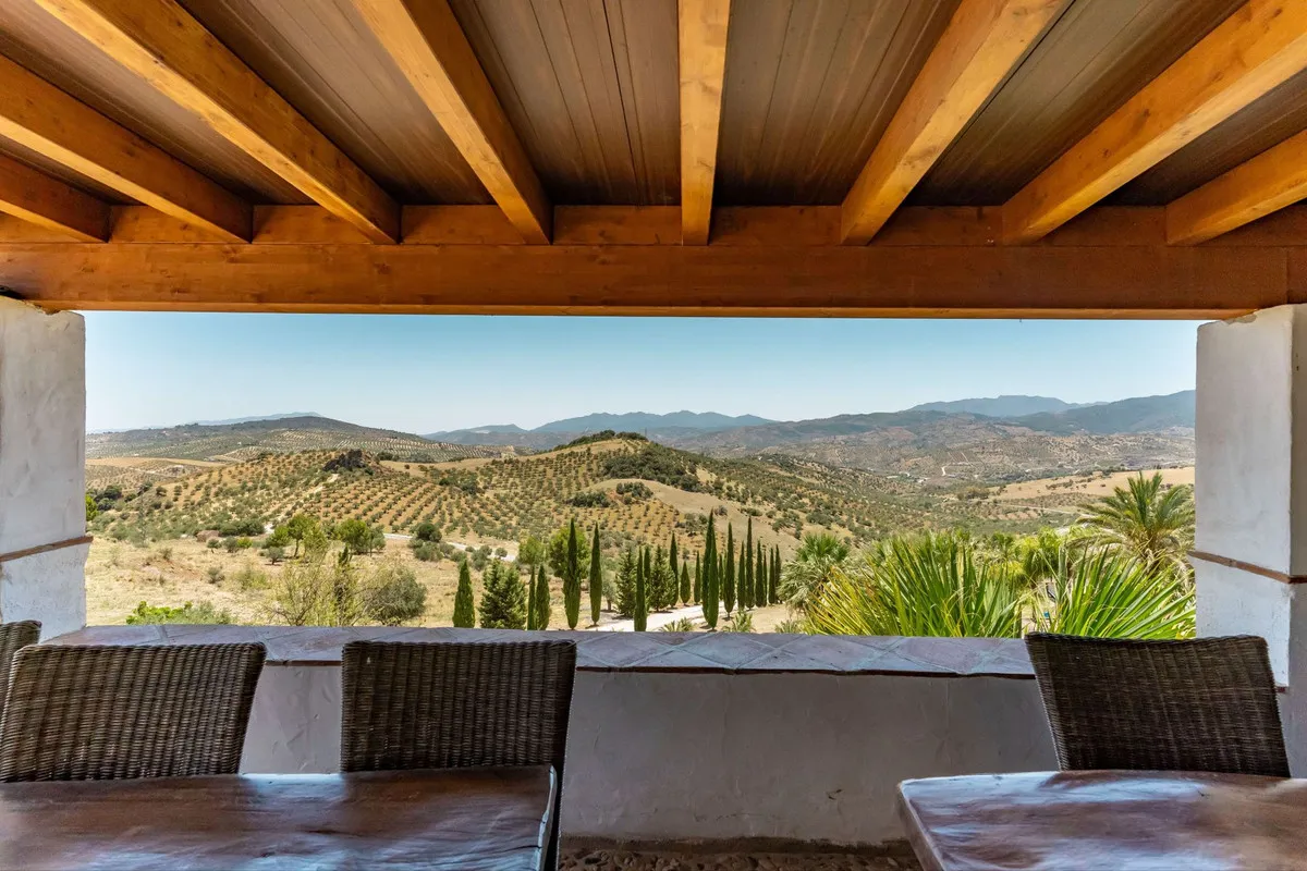 0676cde4-13b7-493c-9443-63a696d83eab