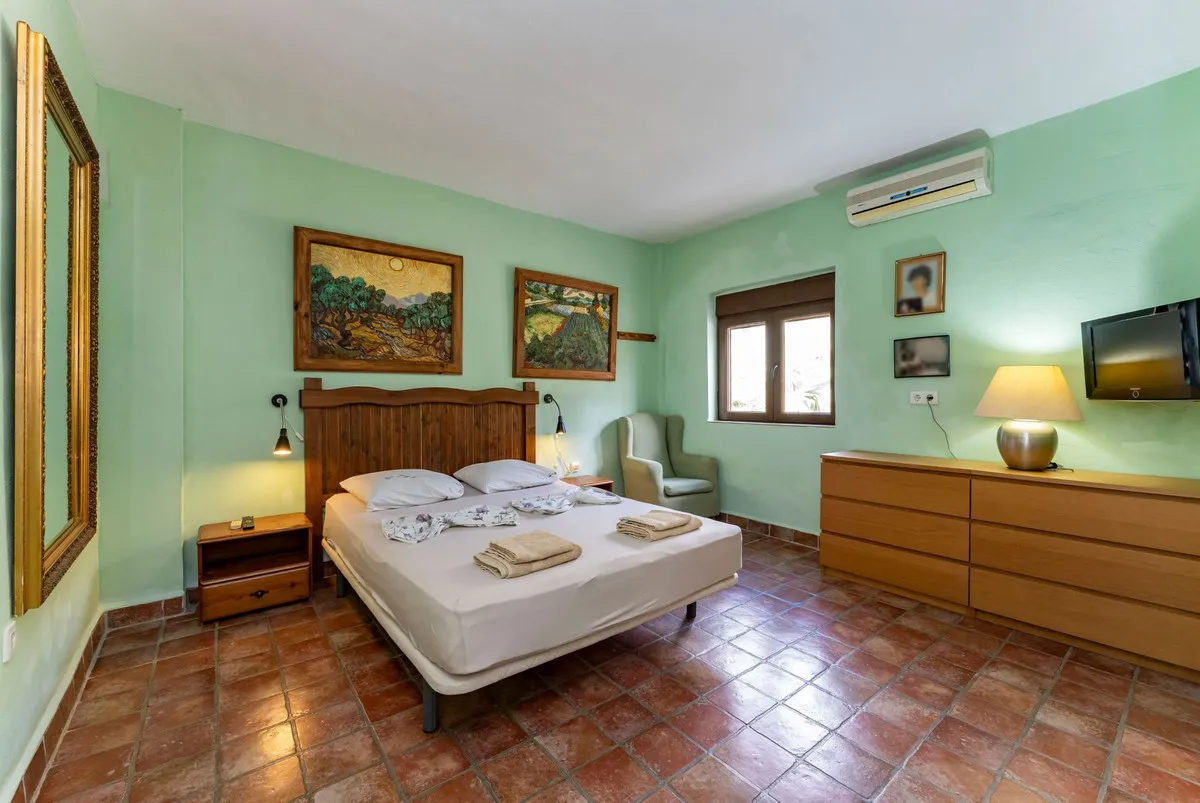 0aeaf9ee-4cf8-4212-ae4b-1639d970d8b8