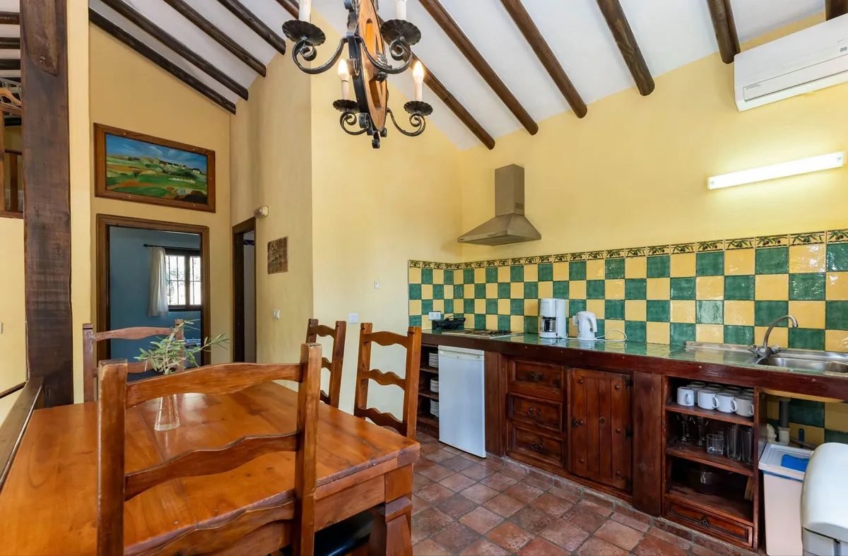 1049161d-329c-4620-b116-72062907c59f