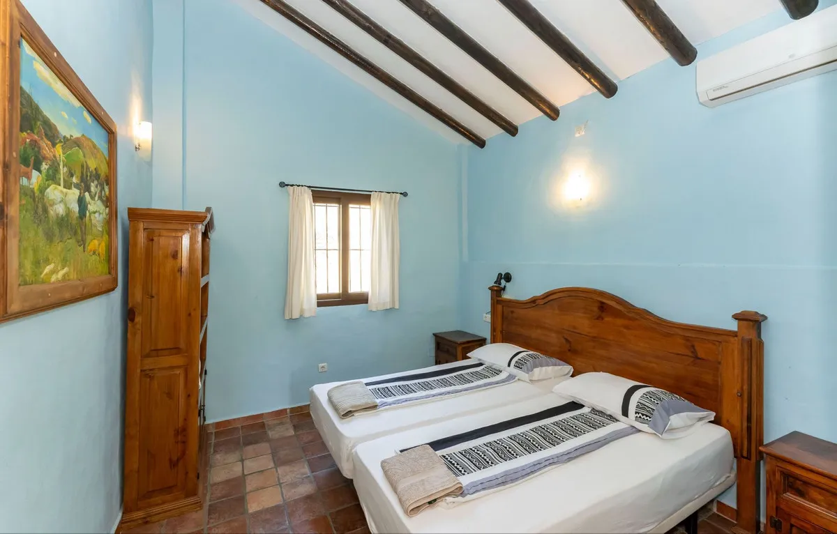 37c0305e-82ac-4eec-acea-2f6f9dcc0e9c