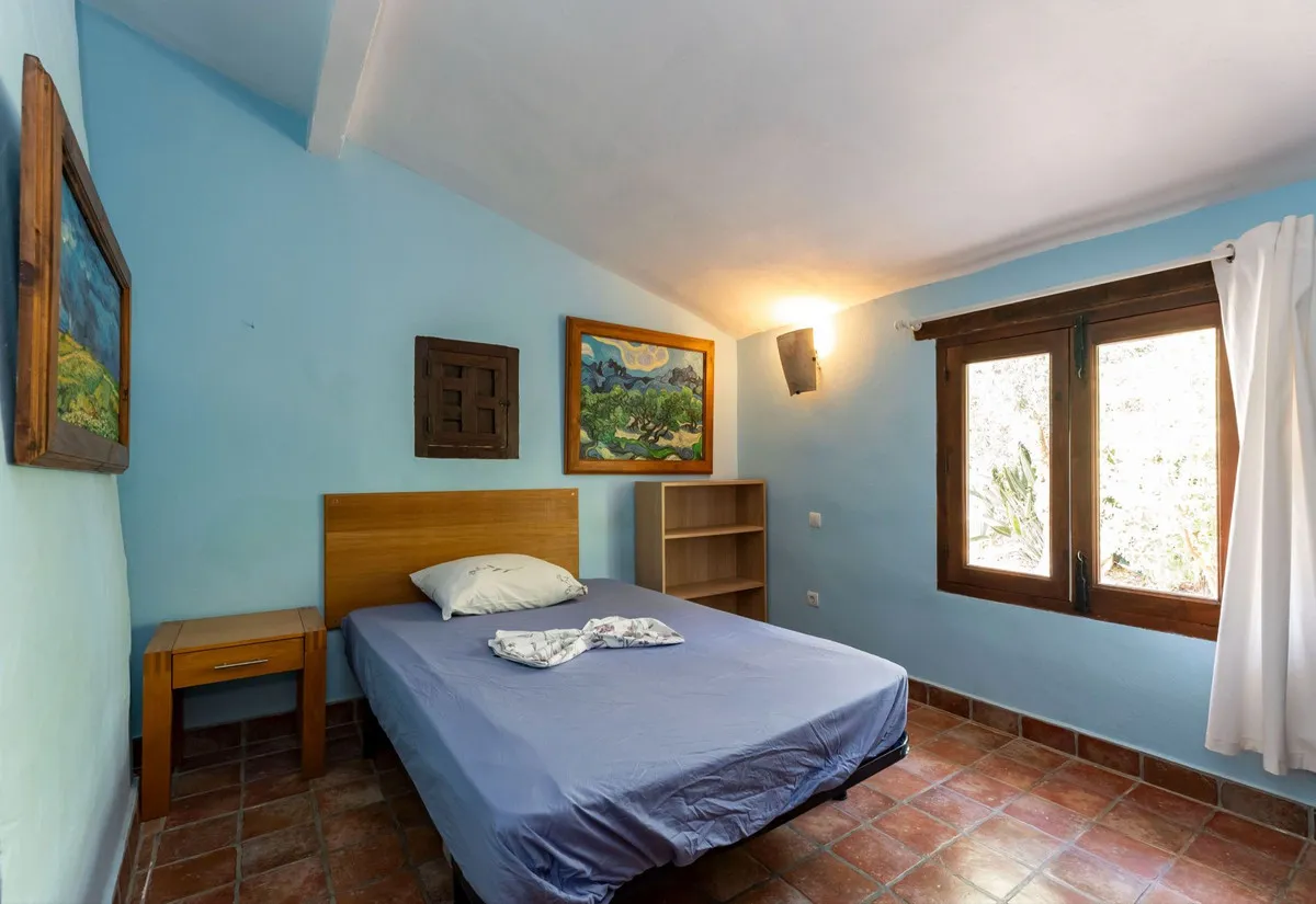 77ee2733-afbc-4aab-ad86-bcf0beda5f56