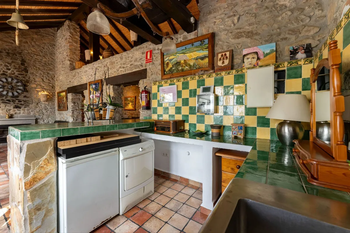 cec282dc-cf34-49a8-90b3-976932d50ac5