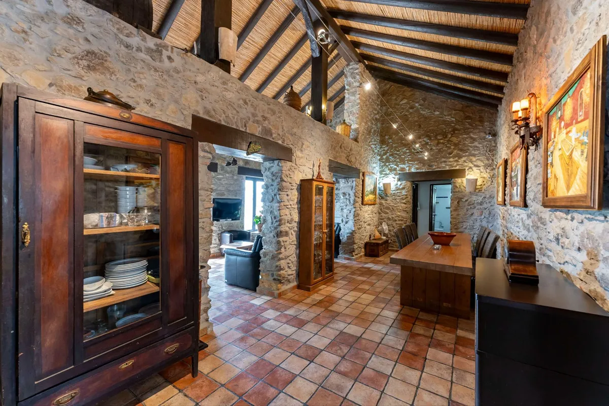 dddd8321-791c-42eb-9b85-9a32029fda6e