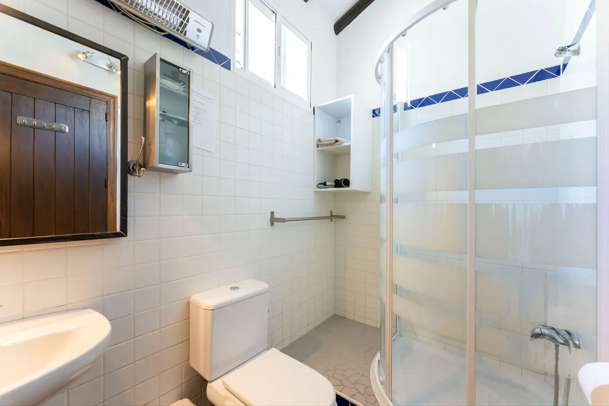 e09059d6-4ea3-4ea0-a760-800664011a90