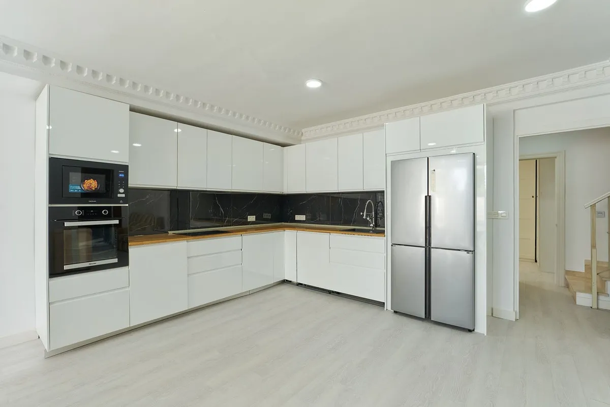 883c1965-faac-46b6-a8b1-498e8cce5829