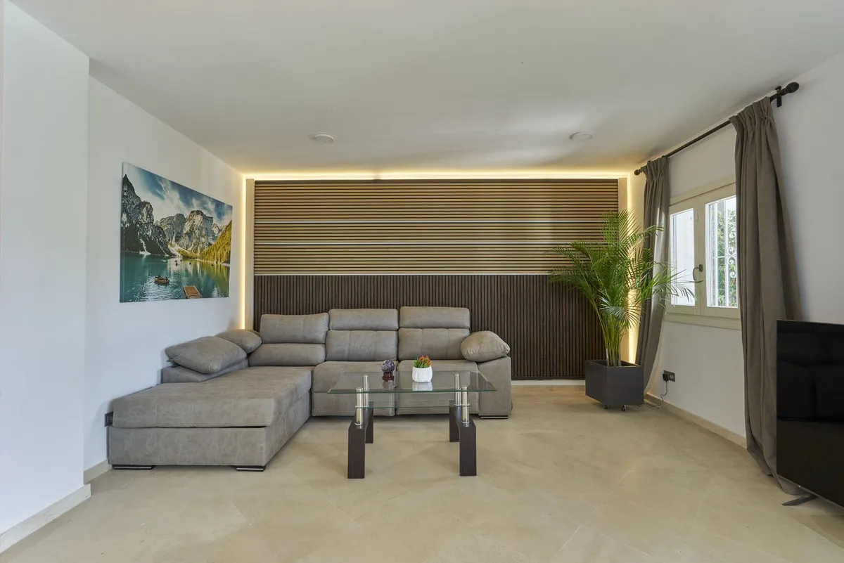 d7a592eb-b63a-441a-9435-d876696ab3a0