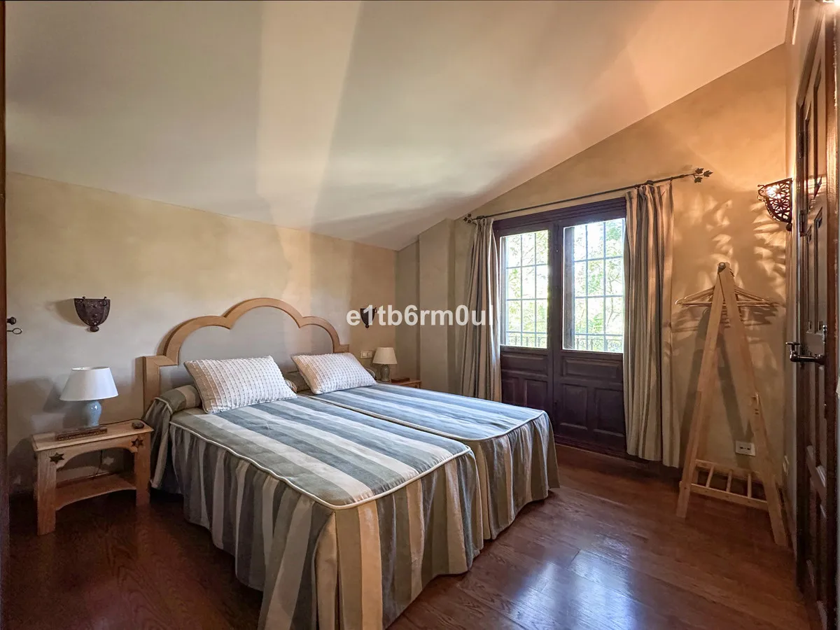 019e9636-3cdc-49fc-acd5-122108245ea8