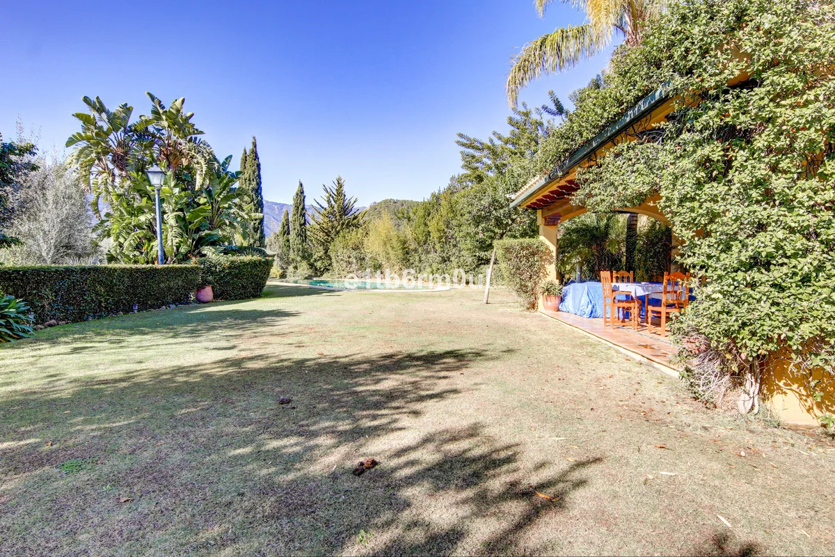 2dd4d7e0-5700-4927-b243-72f4f99bc081