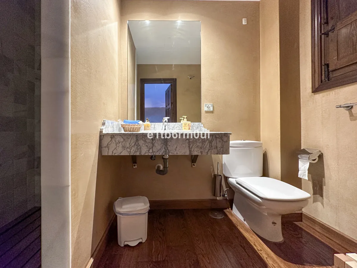 5afffc43-1989-49dd-b2d7-5e8facda9e0a