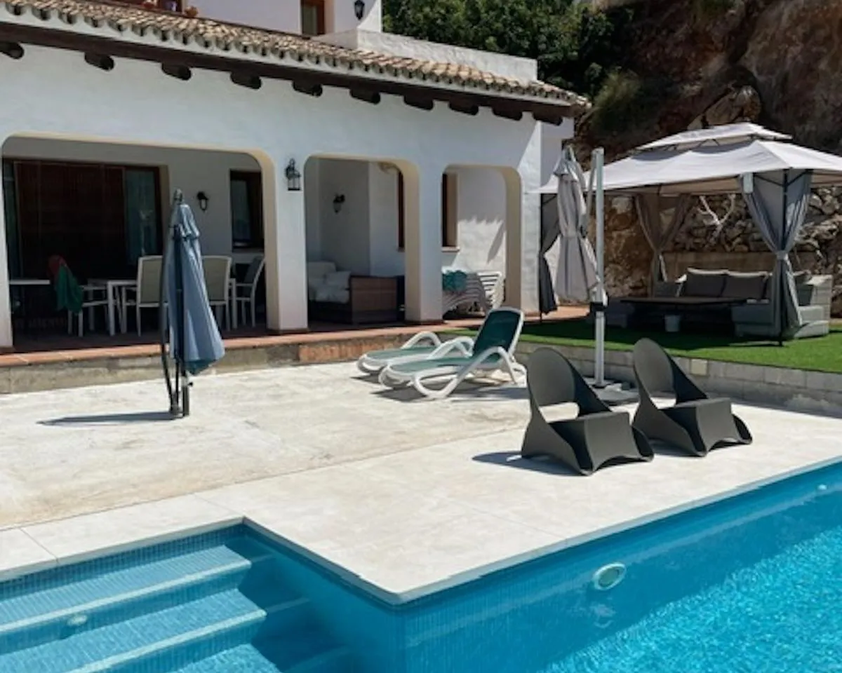 6d2b7004-2c8a-4f36-8897-6eb6e8213528