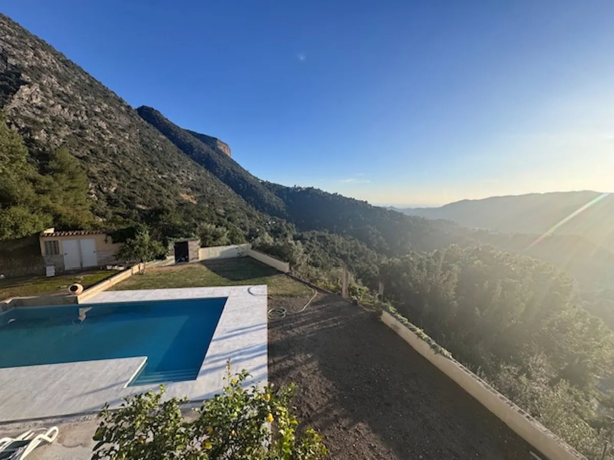 bd432228-a3e8-4fe3-8dd9-03c29e95c1d0