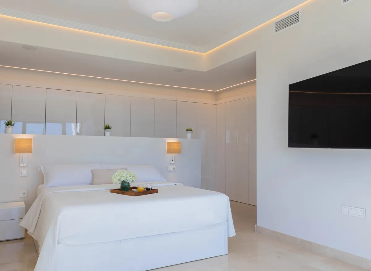 c0638f03-b23a-400e-8066-5feb6e9d4c0e