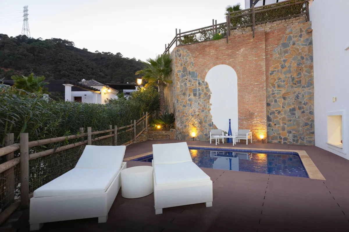 db257ec3-8d1f-4e79-8141-384527efdf68