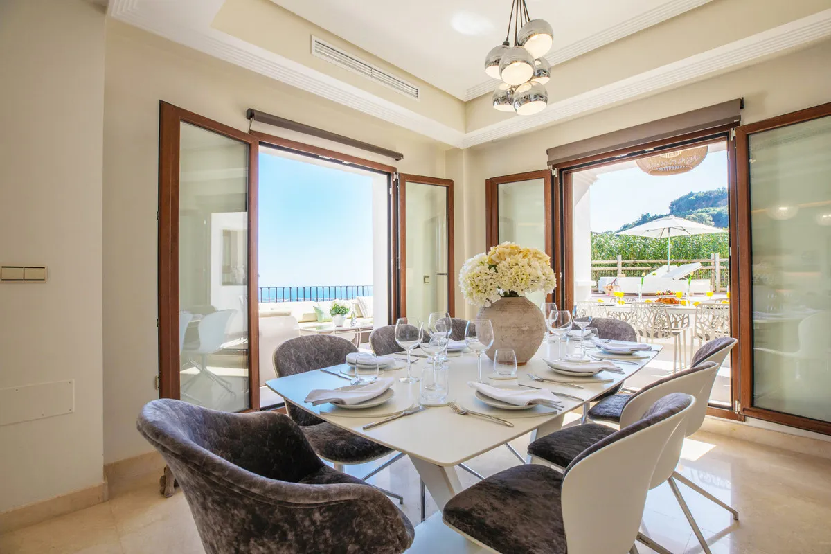 fc185838-14c0-41ff-8b05-a57764cac2b8