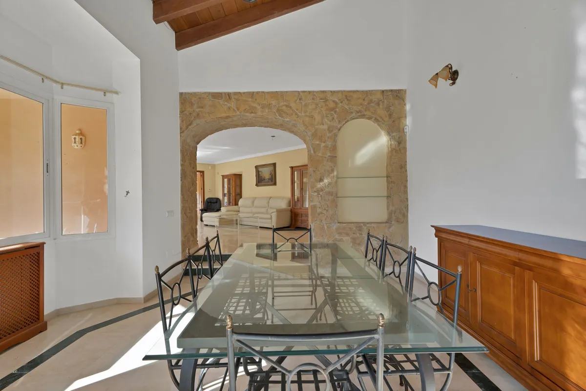 3361d9b7-d201-4c2f-99bc-1ca046a25432