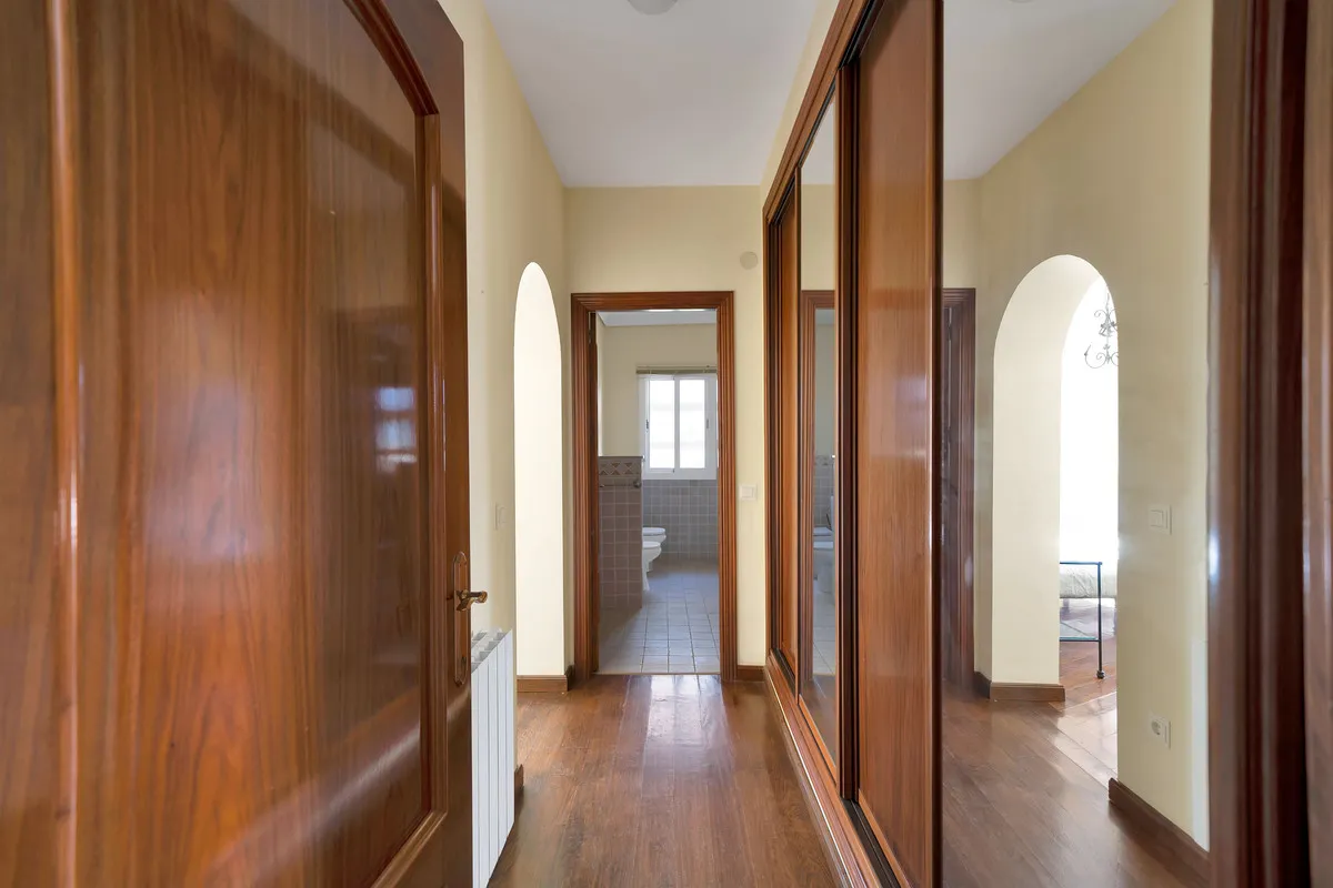 6f980584-0066-4173-bb85-02fa92dc475b