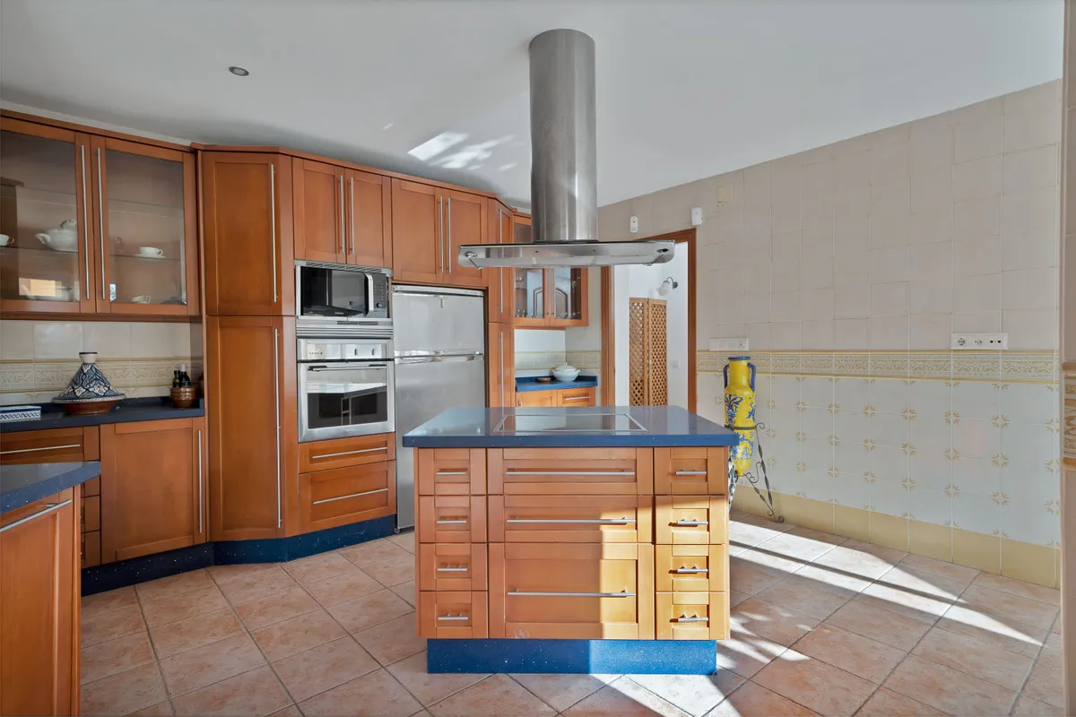 afa28fc5-332e-41c4-afd5-67f0a8fb7445