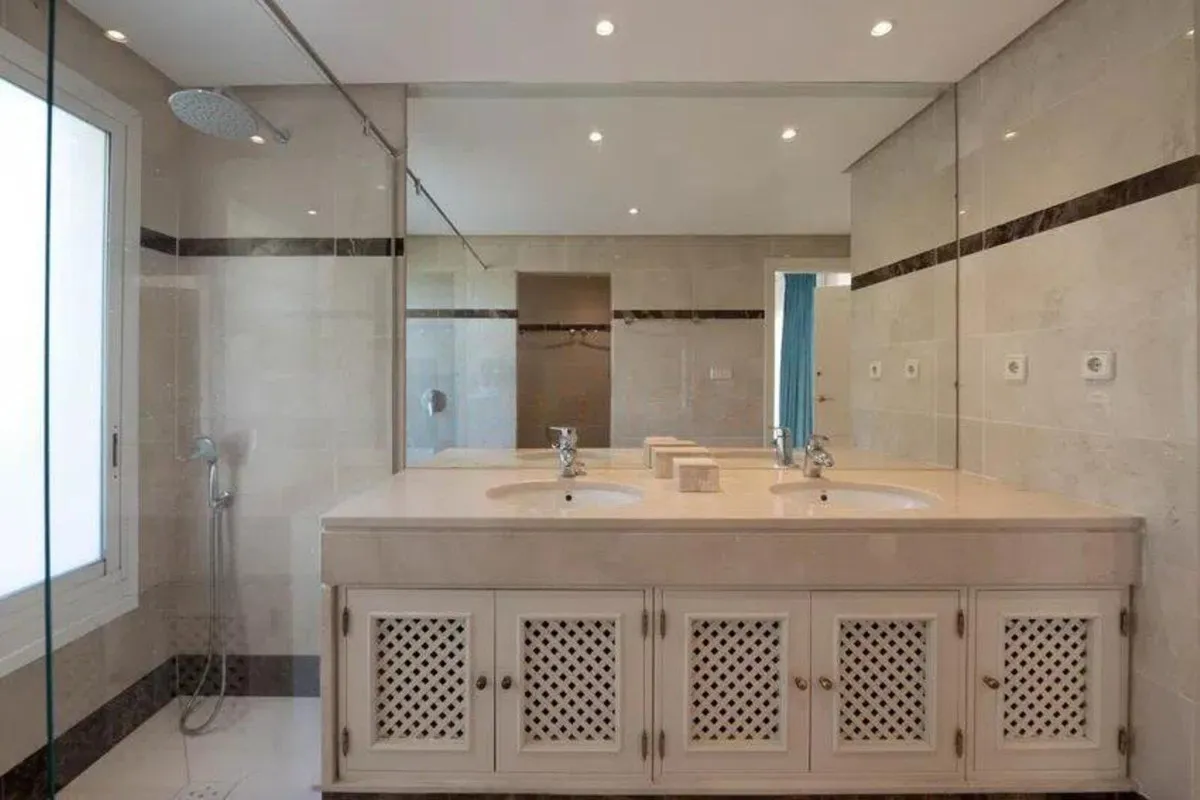 257492d0-3ea1-4f96-a405-6a86d01163b2