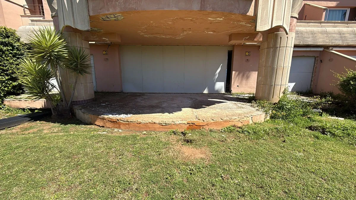 ce1760f9-206a-4d03-b6c4-56badbc49cf6