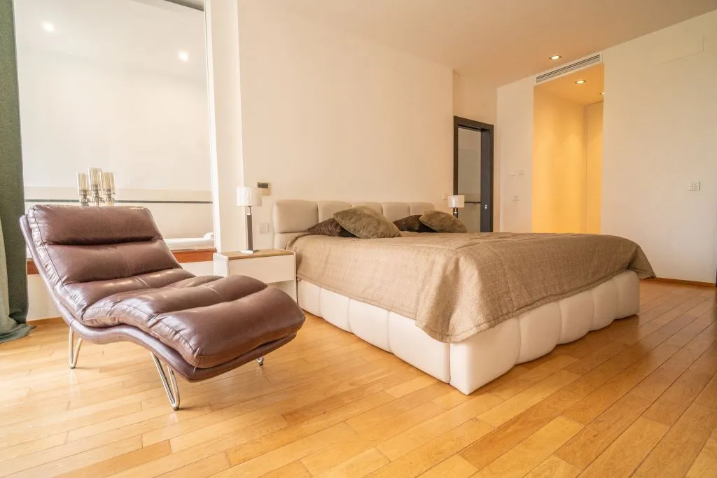 02c94420-b3f1-4498-bab0-fb70d90521ec