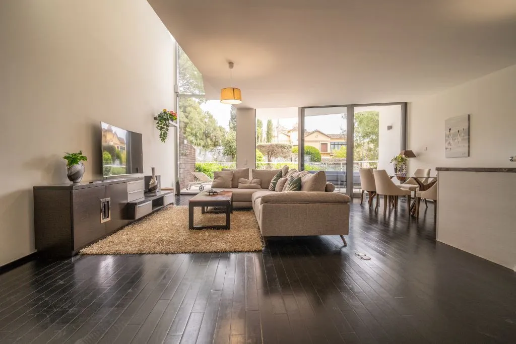 22b3732b-8918-4a66-8330-f47c051a4708