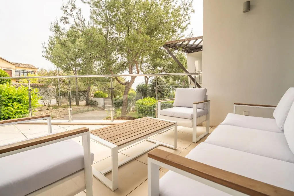 43e431a3-76da-430d-87e2-74bf2cf8ffc7