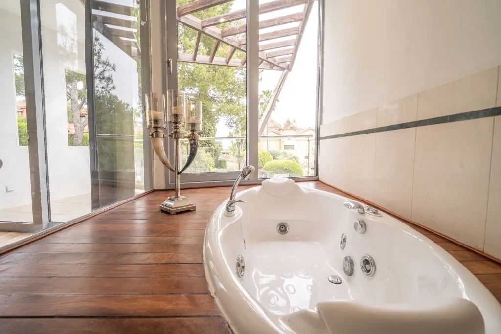 5c10b009-9a09-4fc3-9dcf-dacd3431d40c