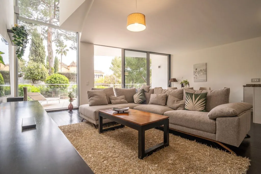 7567c03b-32e9-4697-a04d-df01cb1cfea6