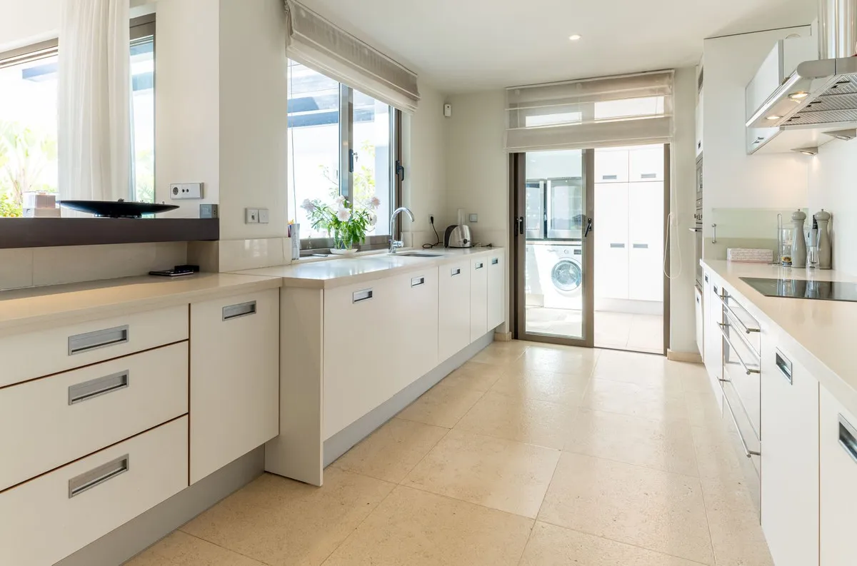 5bea1a1f-e172-41e0-ab2f-dee565356581