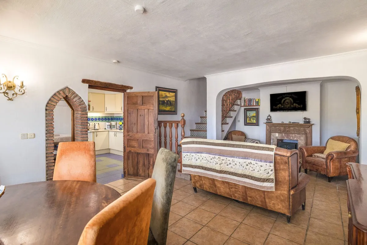 0d06e64a-77f8-4972-8034-7bcdb0a987a8