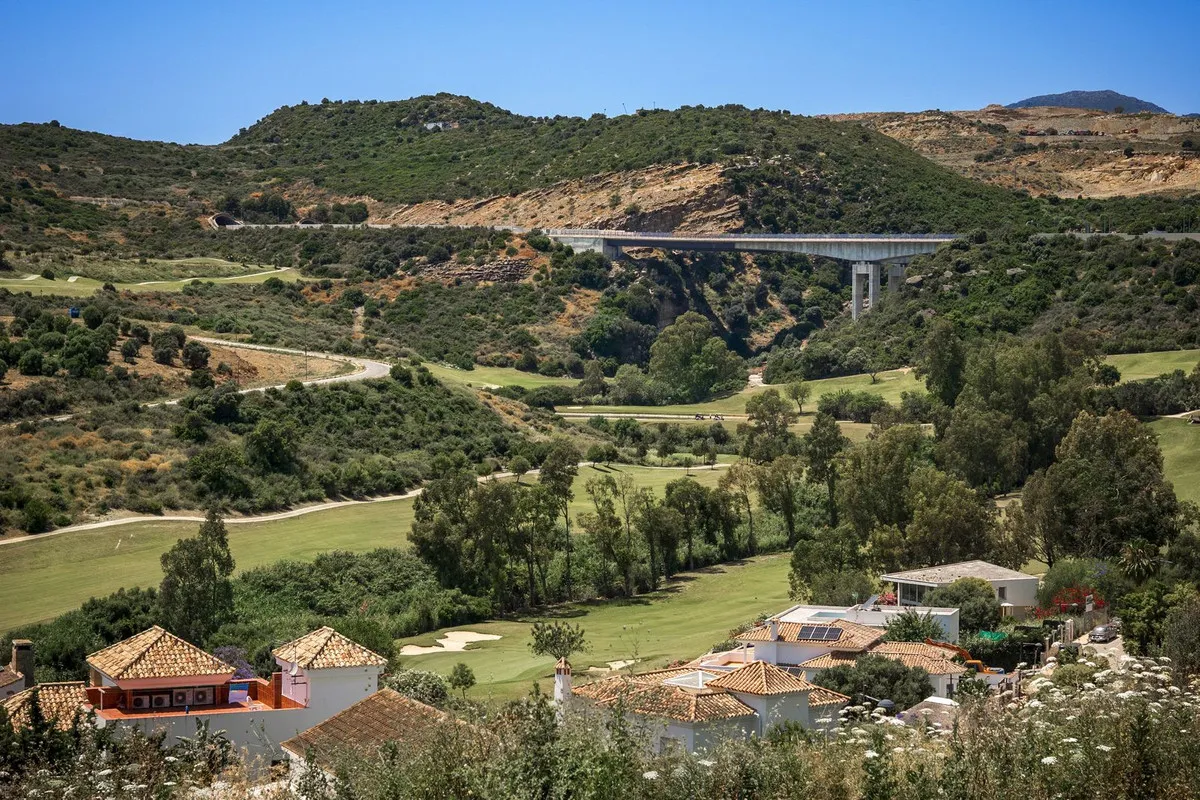 208fde6b-2c5c-491a-983b-f43f34fe47d0