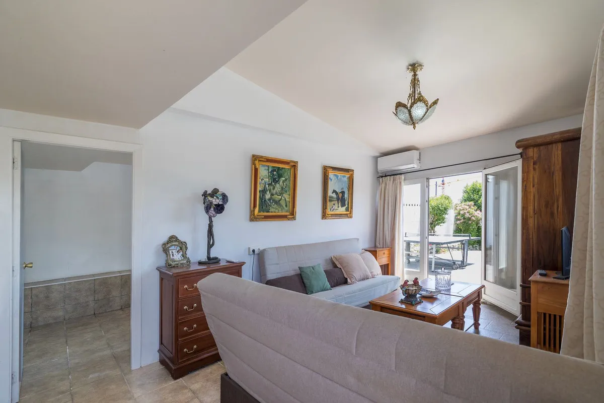 76e794c3-1070-467f-b989-b004f2e27ded