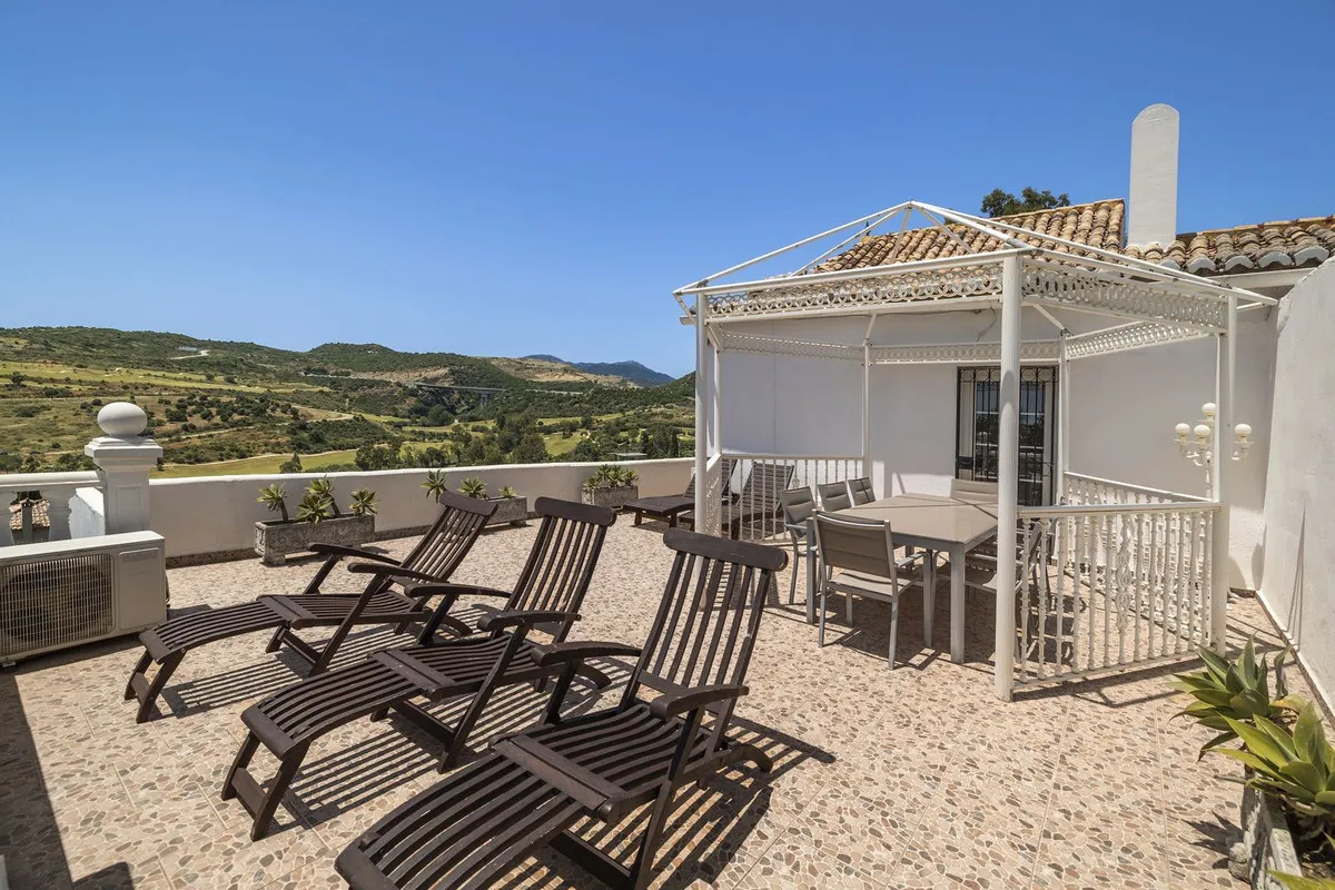 b241c96f-cf0c-457b-8cb1-f23e7779cfa3